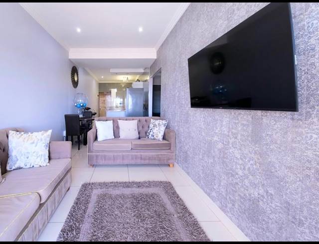 2 BEDROOM APARTMENT FOR SALE IN UMHLANGA RIDGE